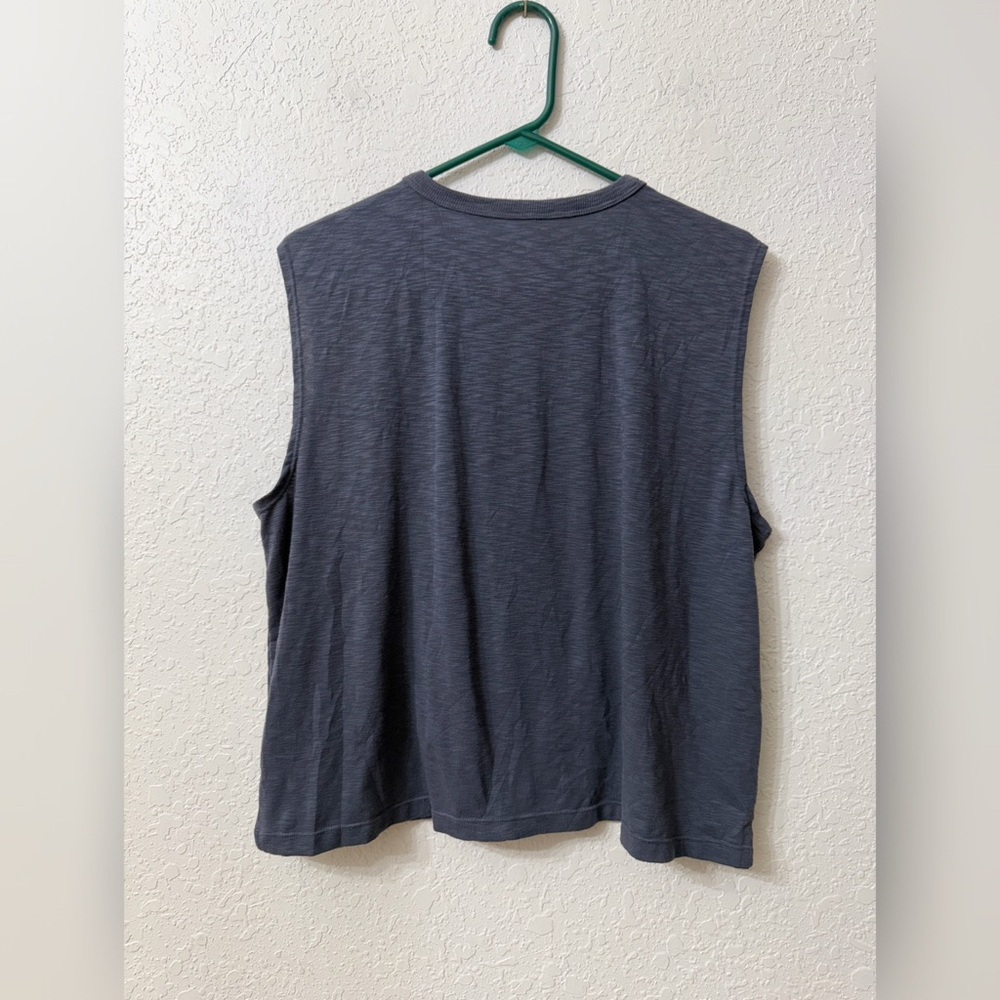 Title Nine - Ravine Muscle Tank - XL - Picture 2 of 7